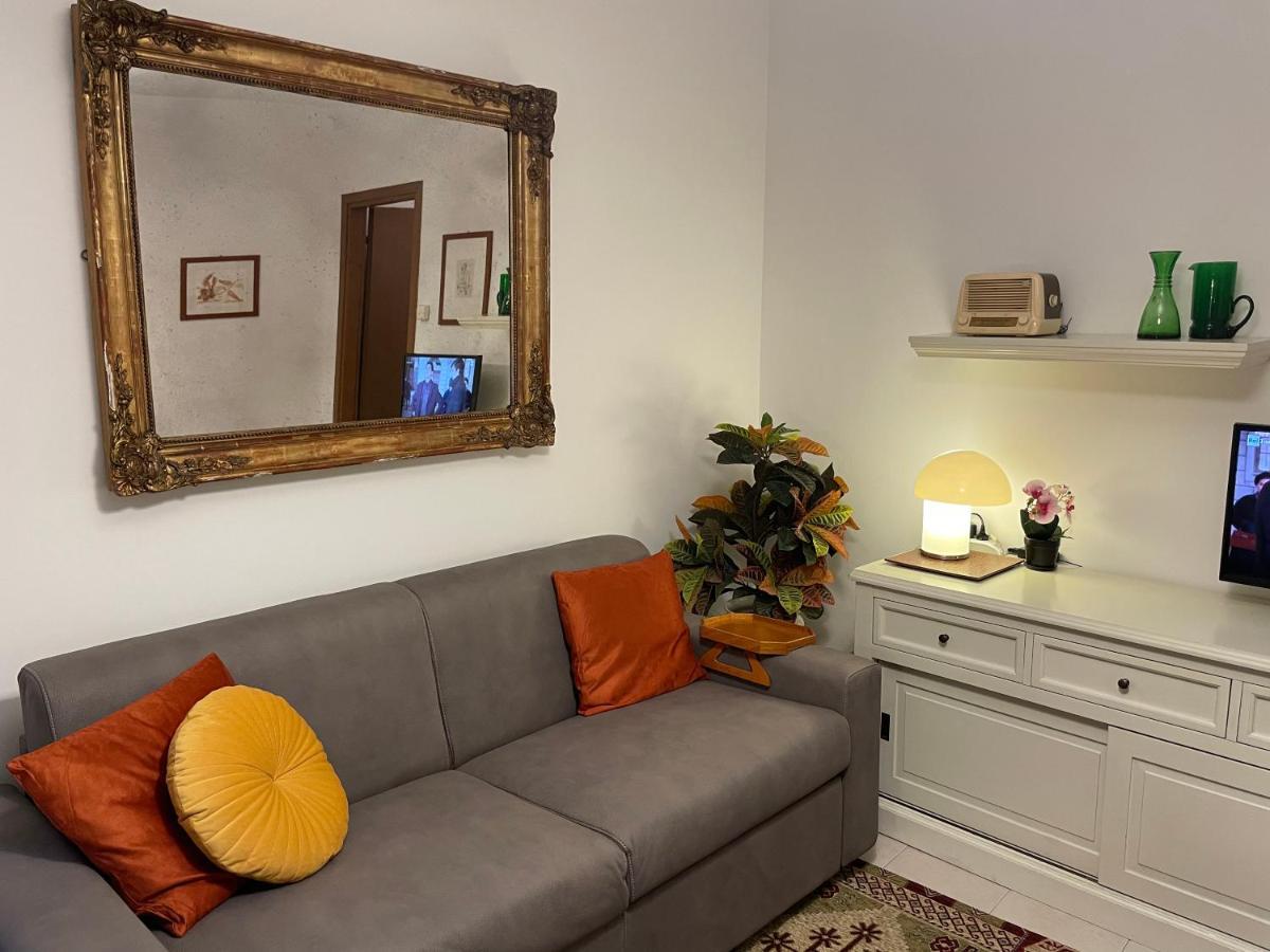 Accademia Family Apartament *