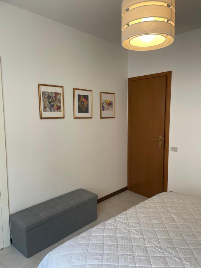 Accademia Family Apartament *